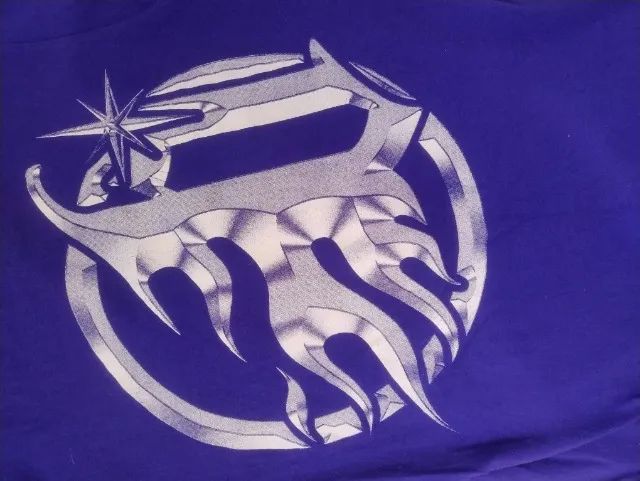 Duas camisas pouco usadas - Foto 5