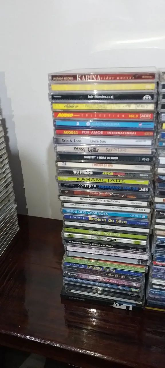Coleção de CDs vários gêneros são 100cds - Foto 2