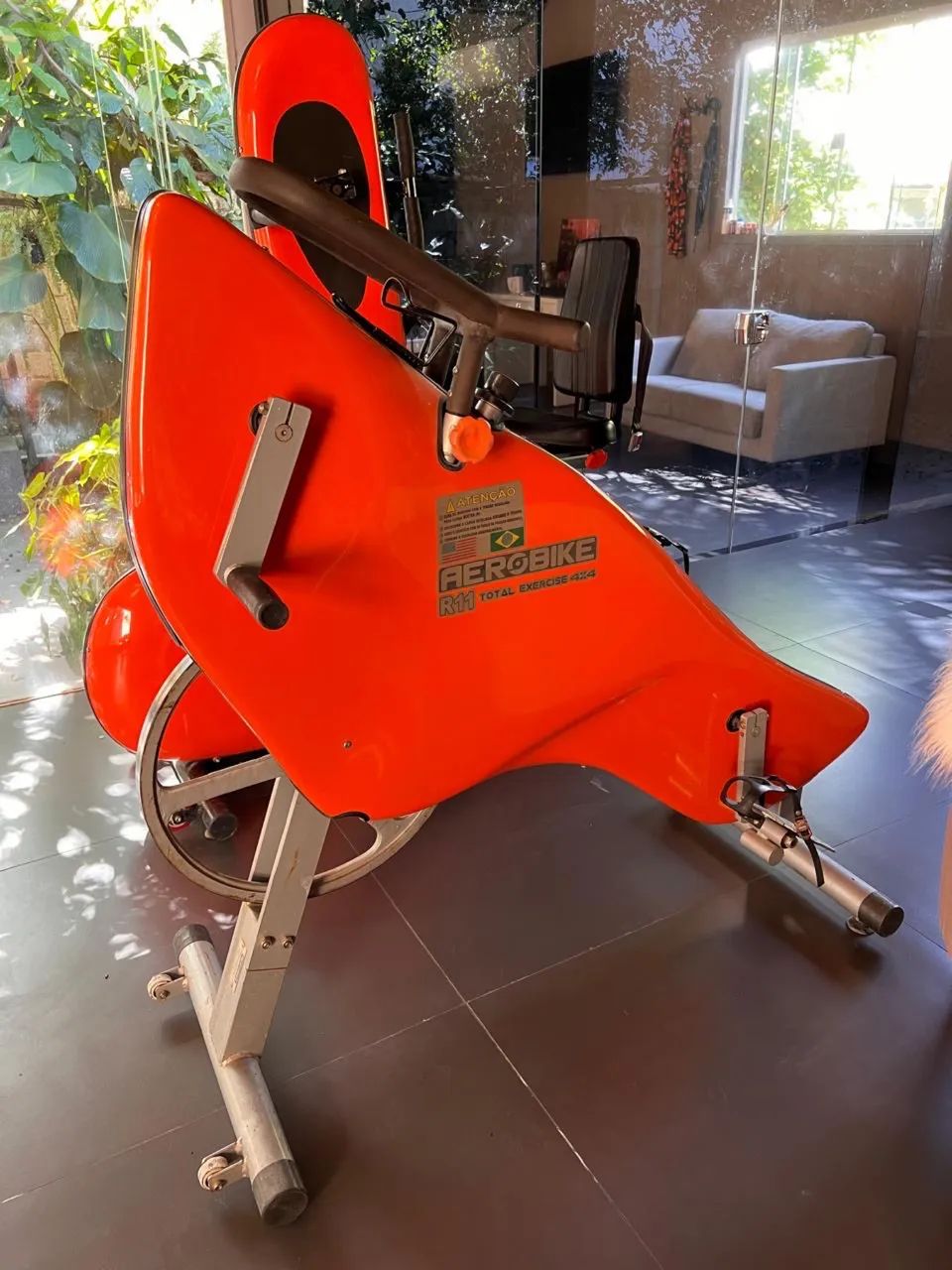 aerobike r11 e r6 ergométrica - simula triathlon - Foto 4
