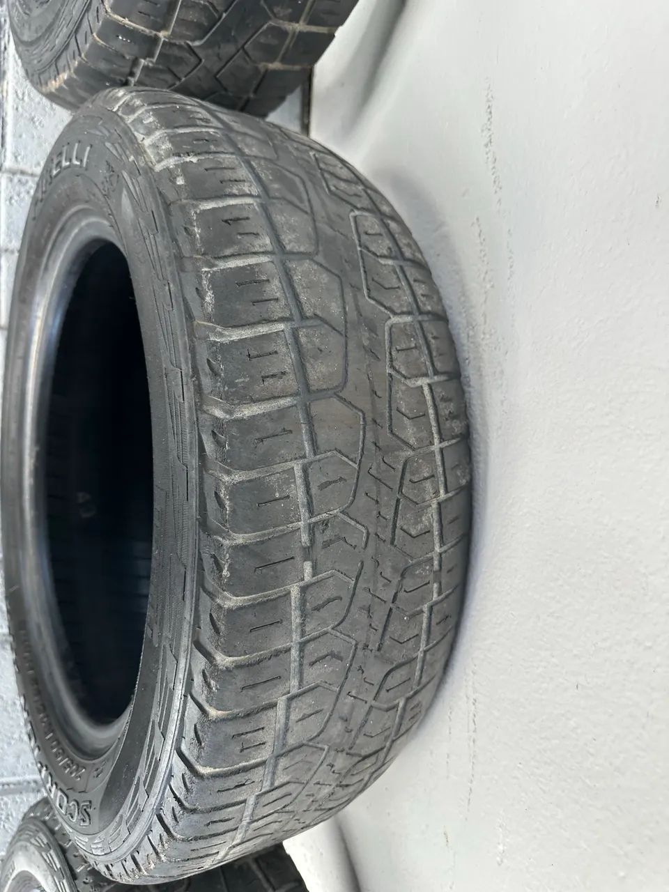 Pneus pirelli scorpion roda 16 - Foto 3