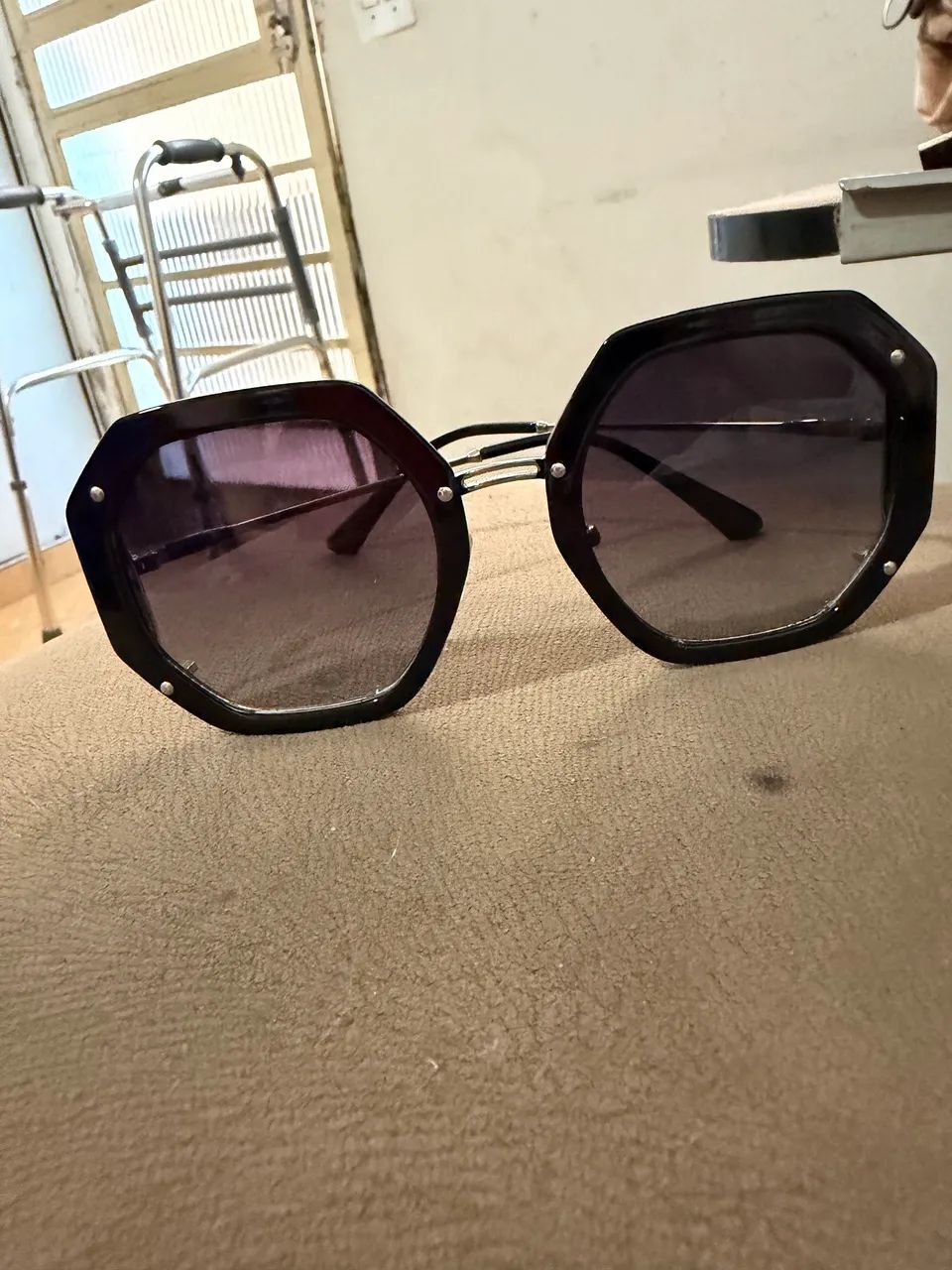 Vendo óculos de sol  - Foto 2