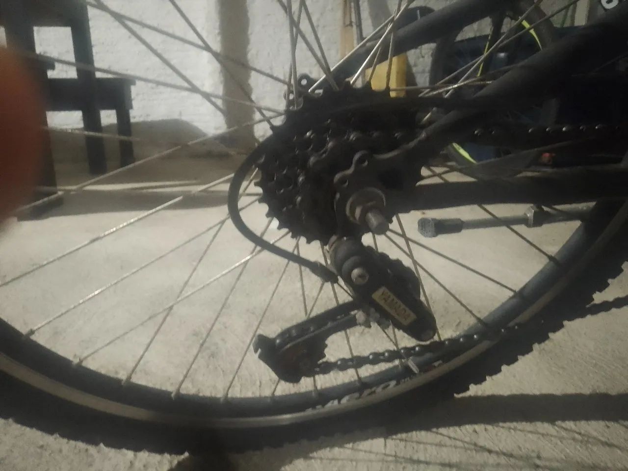 Bicicleta aro 24  - Foto 2
