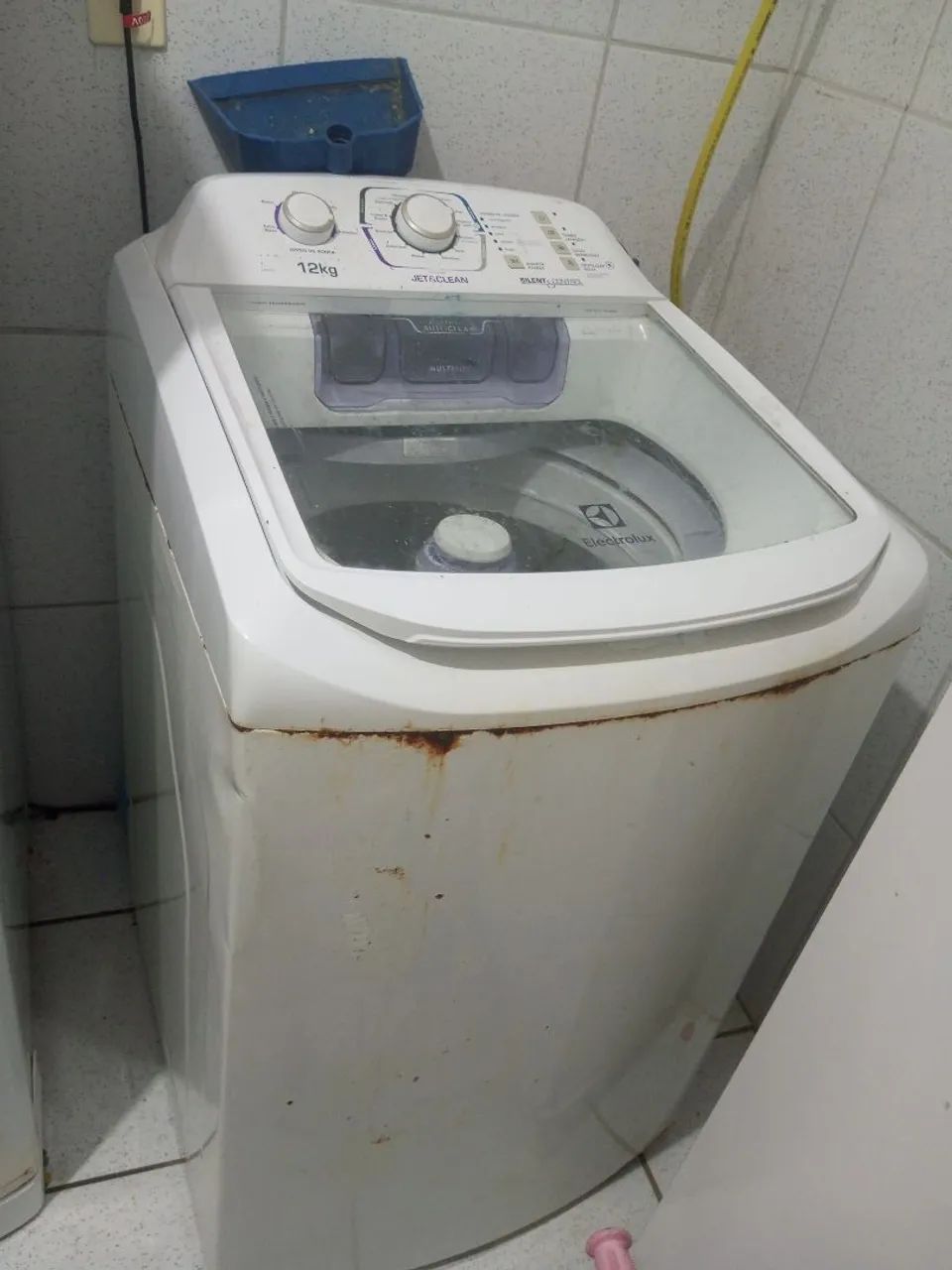 Vende-se máquina de 12 quilos