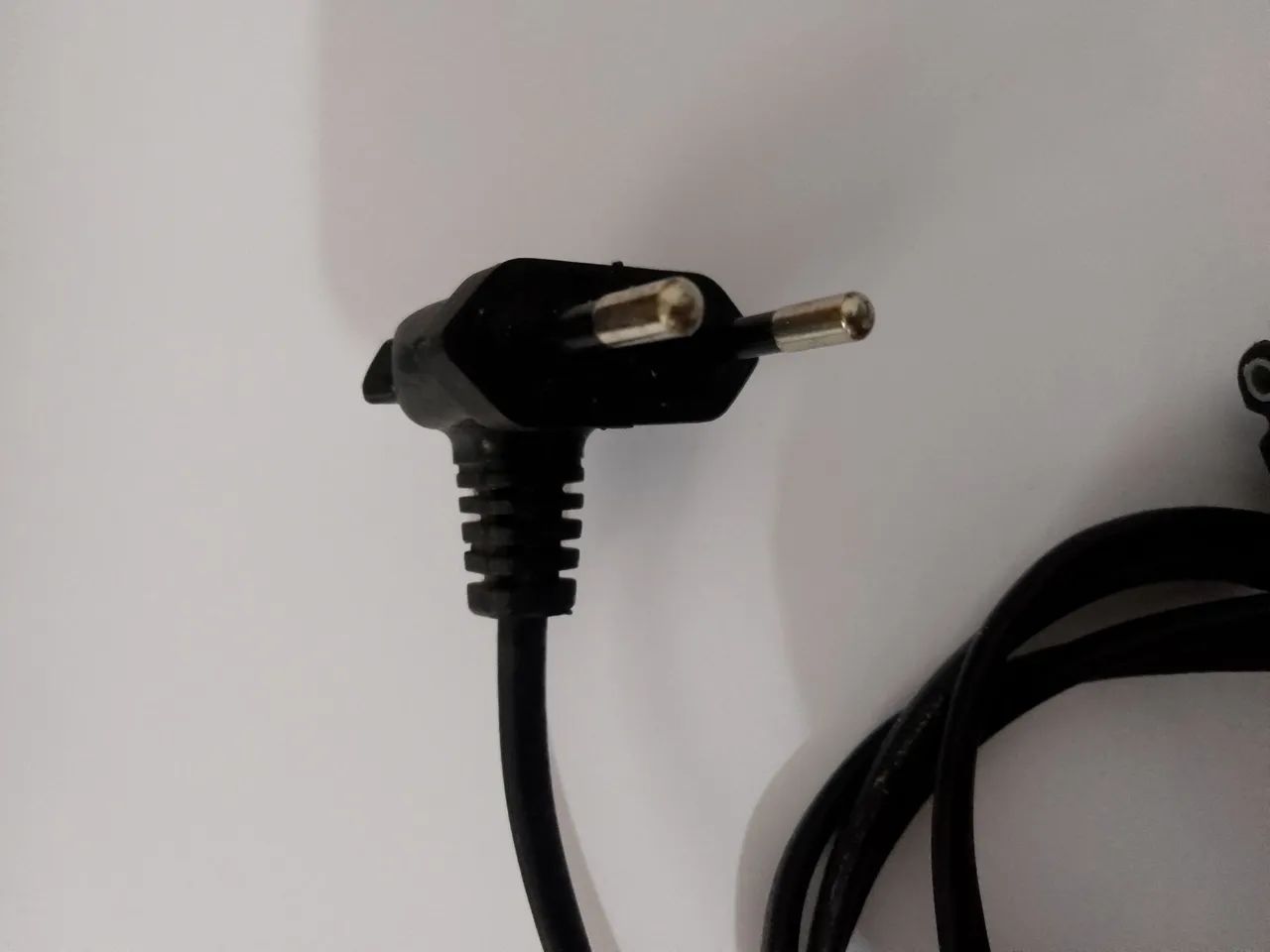 Cabo de força para tv Tcl 50" - Foto 3