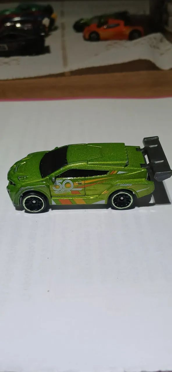 Hot Wheels Color Shifters Loop Coupe (modelo CFM46) - Foto 2