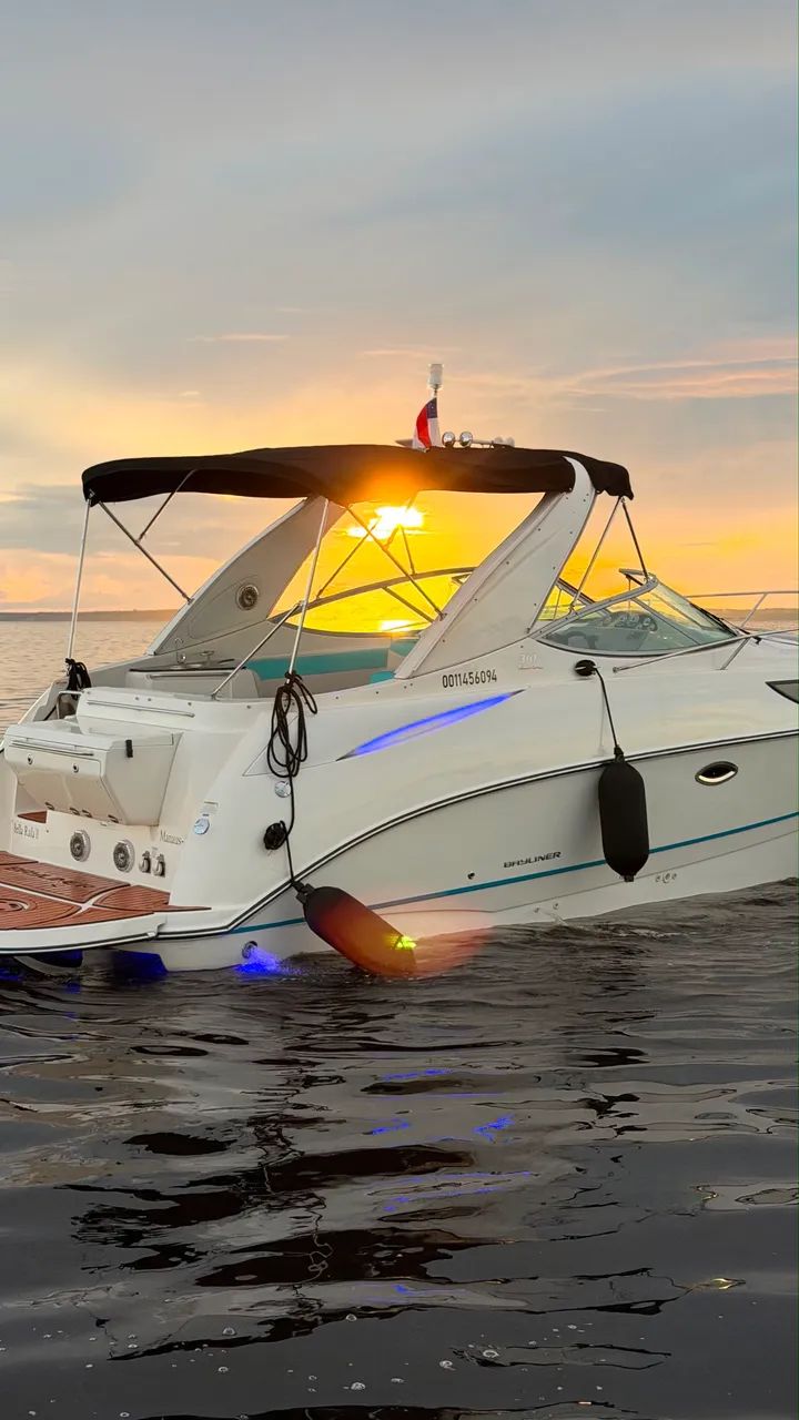 Lancha Bayliner 31 Pés Diesel 2014 - Foto 4