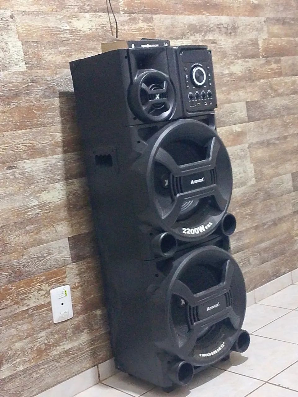 Caixa amvox 2200w