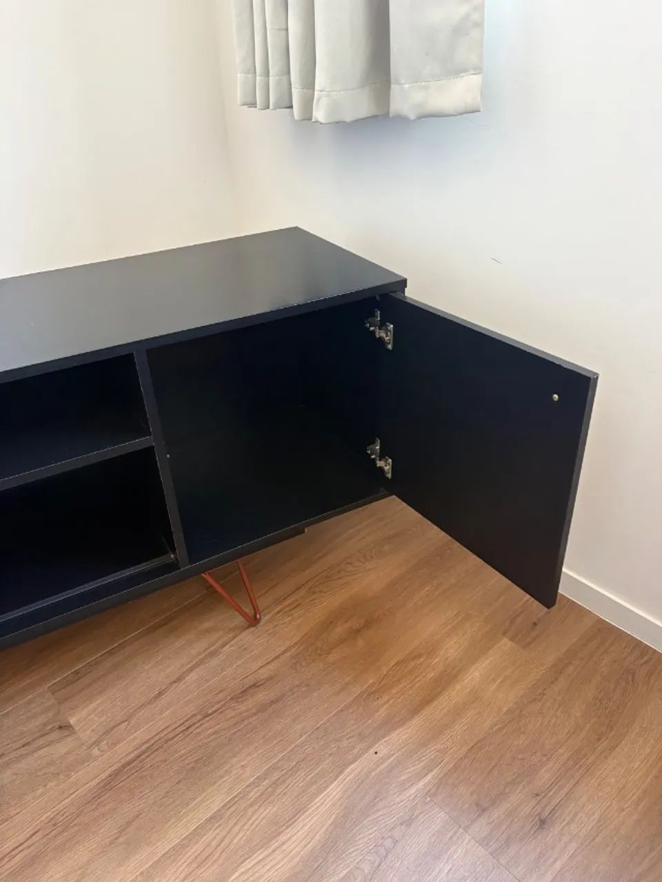Rack madeira preto fosco bom estado - Foto 3