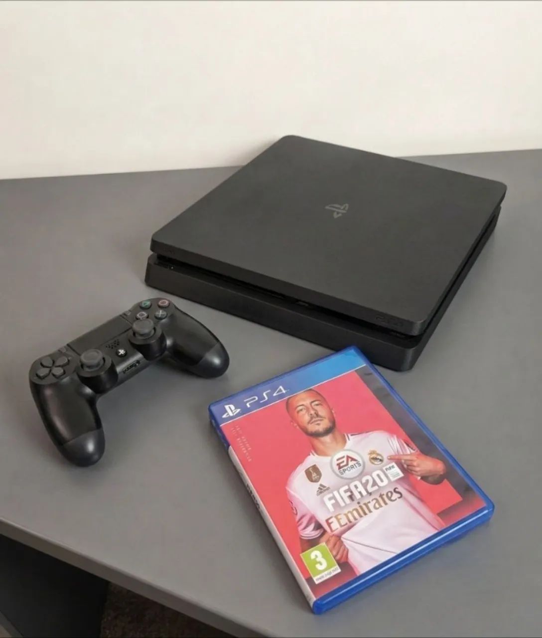 Ps4 slim - 1Tb - Foto 3