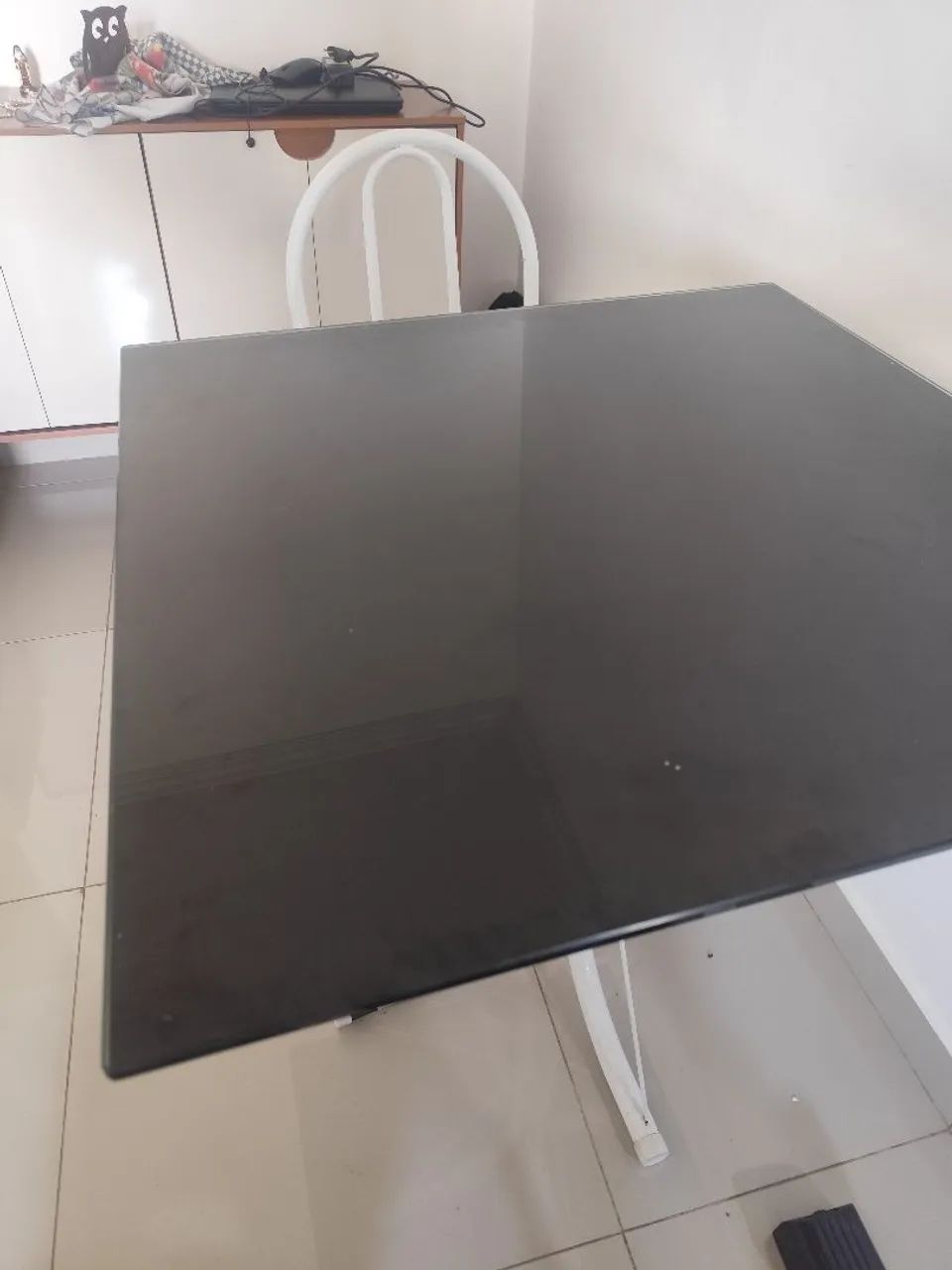 Mesa de Jantar com Tampo de Vidro + 4 Cadeiras - Foto 2