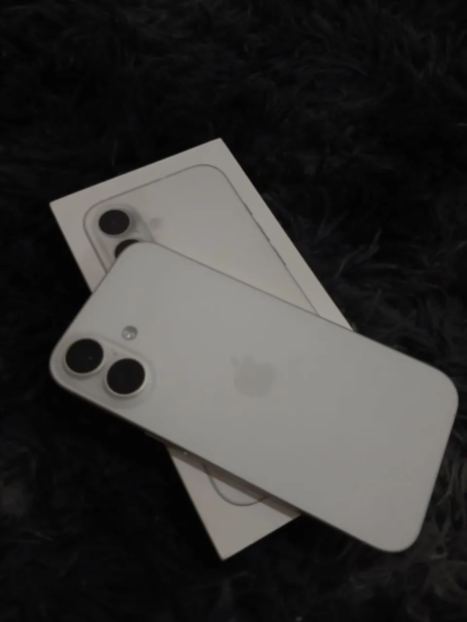 Vendo iPhone 16 novo