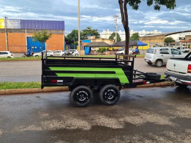 "Carreta comprimento  2.50 de  mt por 1,50 Largura mplacamento $ 9800 somente essa semana" - Foto 6