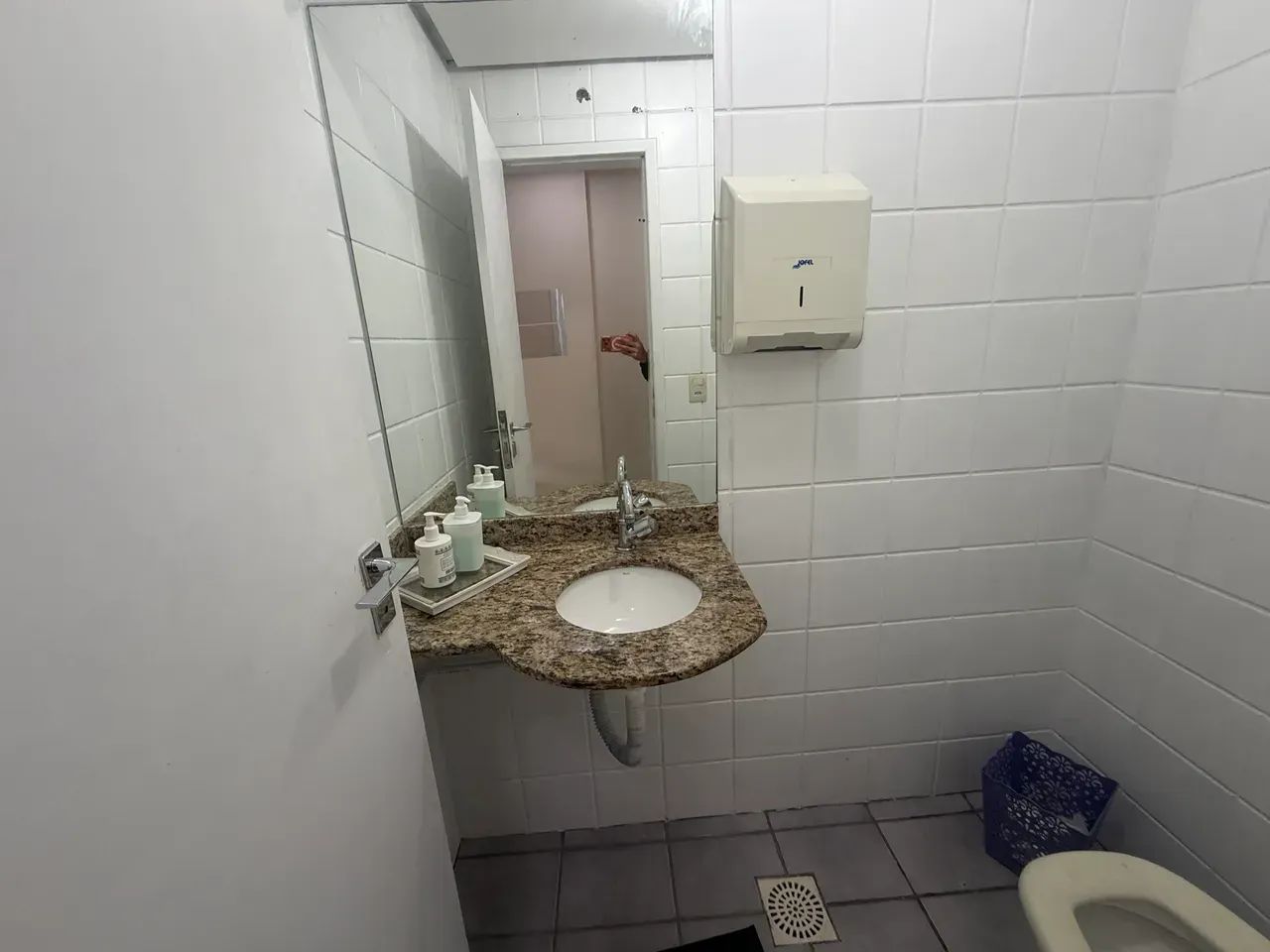 Sala Comercial Mobilada no Centro de Vila Velha - Foto 4