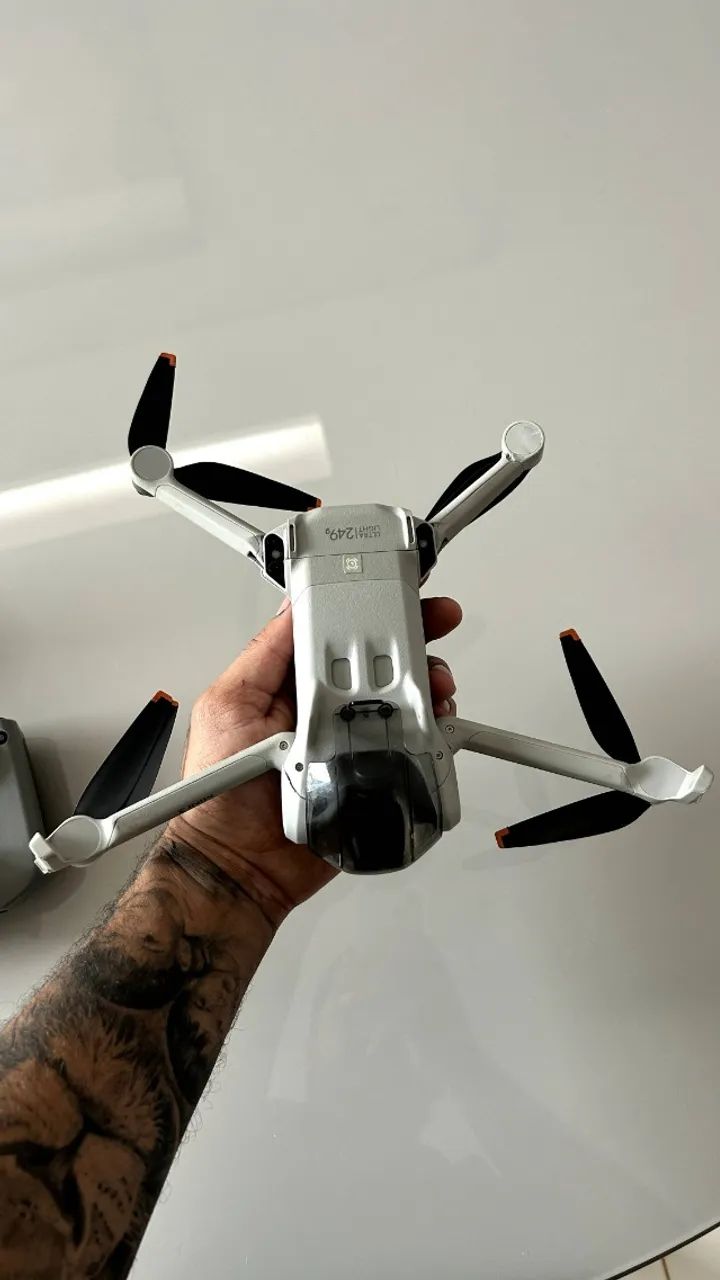 VENDO OU TROCO Drone DJI MINI 3 - Foto 4
