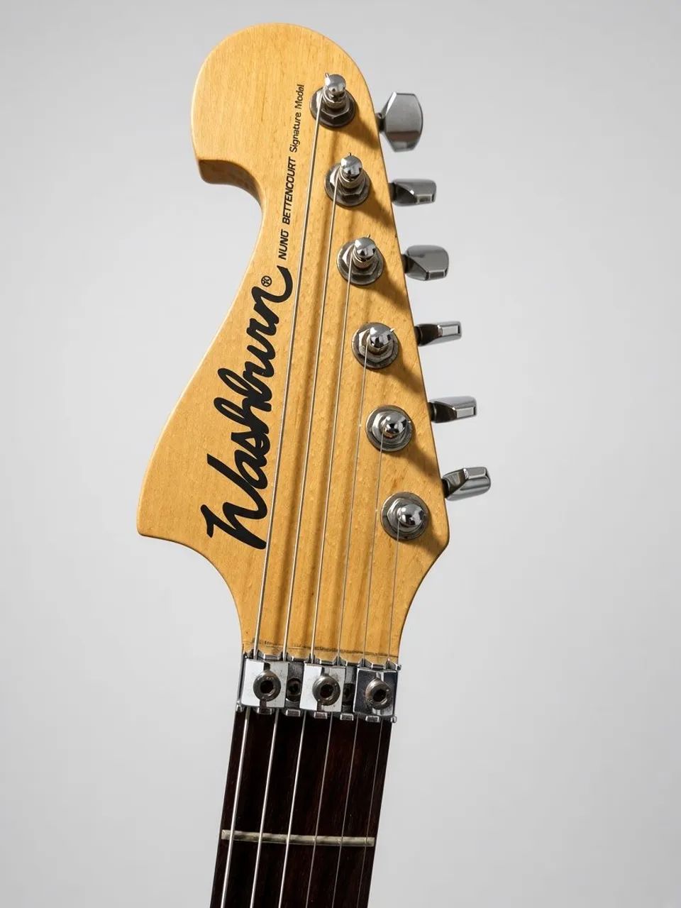 Guitarra Washburn N2 Nuno Bettencourt Signature - Instrumentos