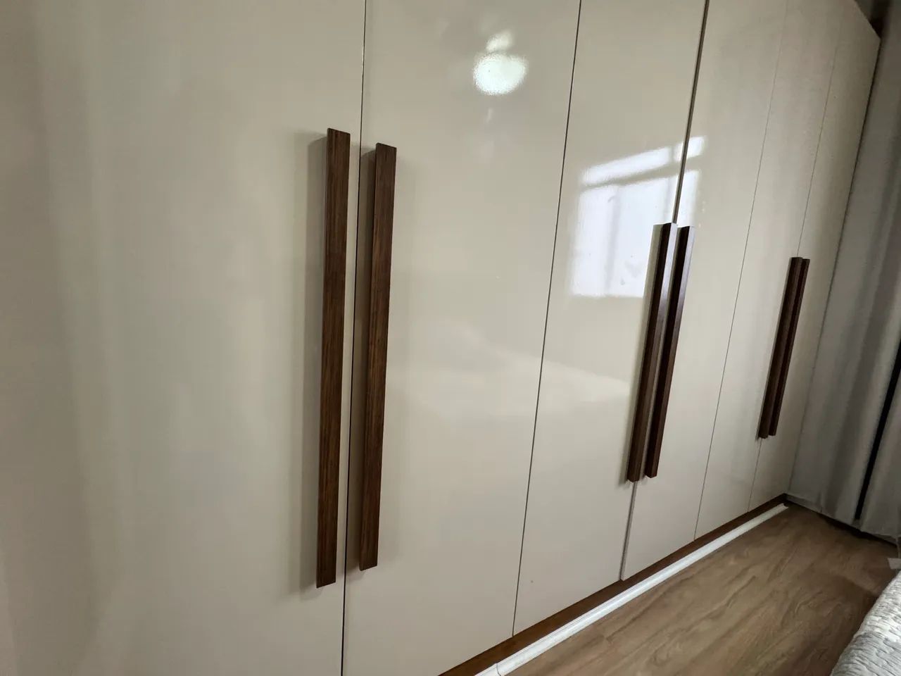 Guarda roupa 2,70 - Foto 2