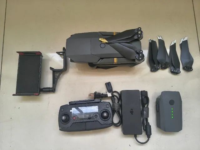 Drone Mavic Pro Combo com case e 2 baterias impecável pouco uso.  - Foto 2