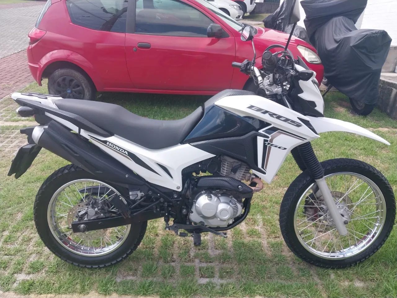 Honda Bros Modelo 2023 - Foto 2