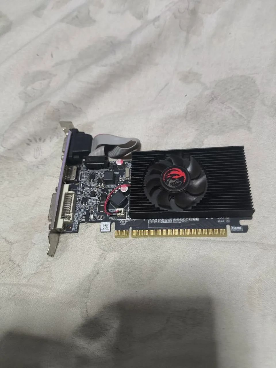 Placa de video g210