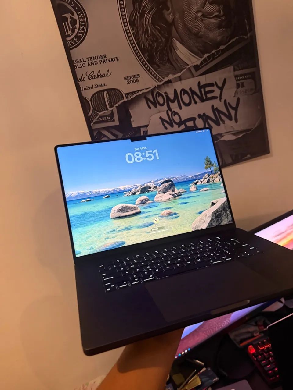Macbook pro 16 M4 Pro 24GB Ram 512GB SSD
