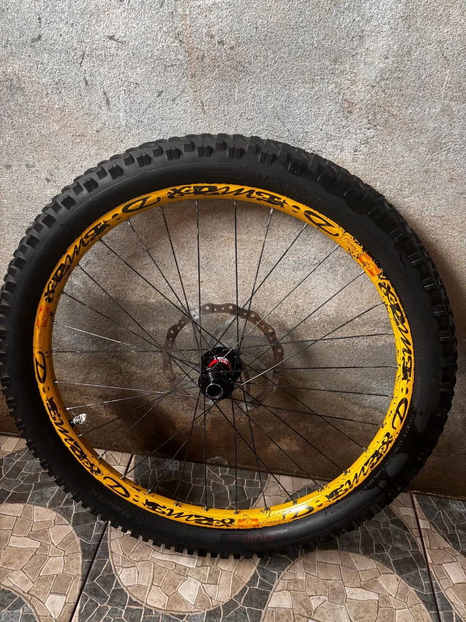 Par de aros Mavic Deemax completos - Foto 4
