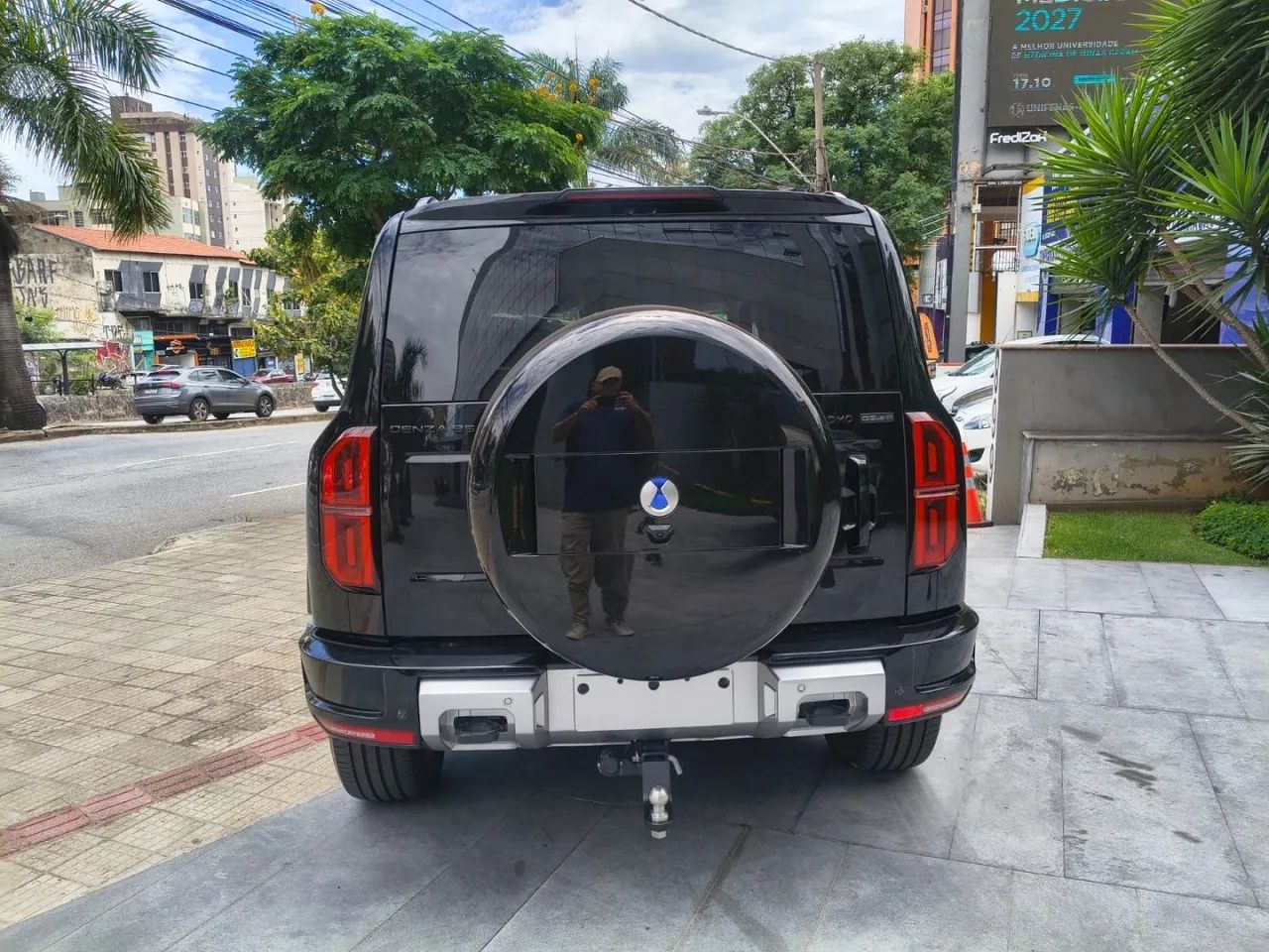 Denza B5 SUV híbrido plug-in, foto 7 de 20