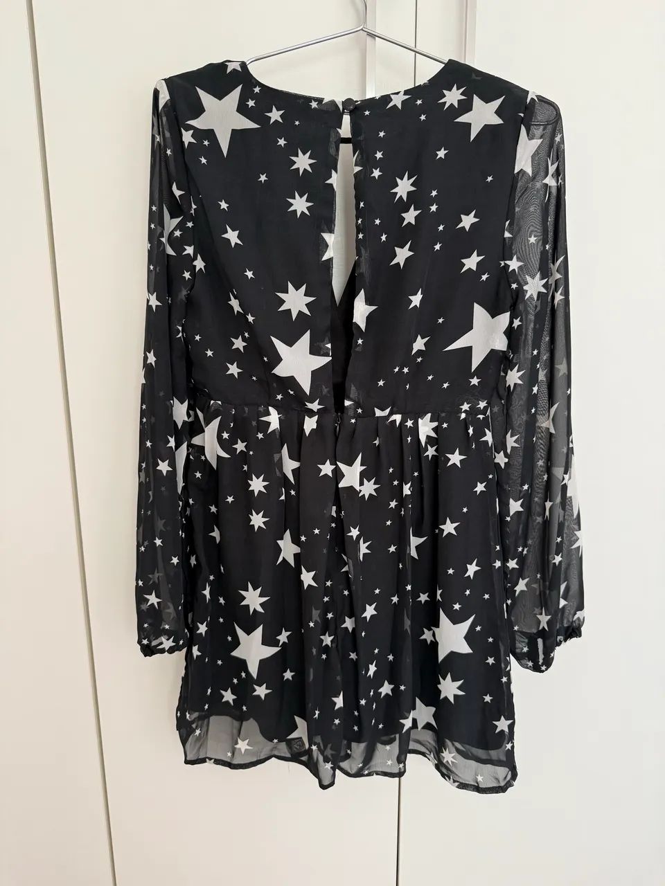 2 Vestidos curto de manga P - Foto 3