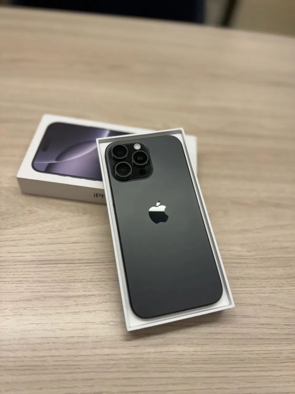 iphone 16 Pro Max 256 GB - Garantia Apple até 17/10