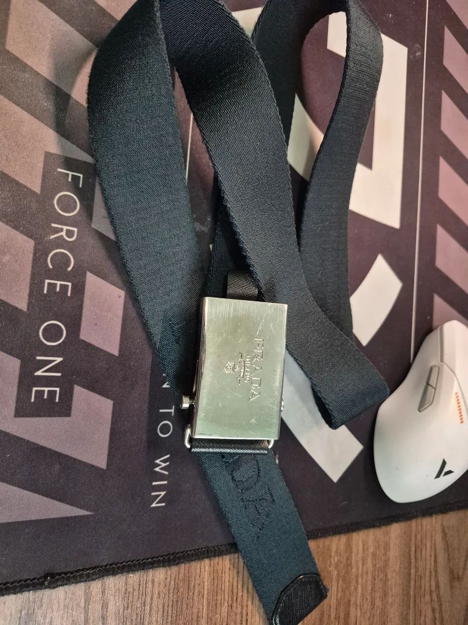 Cinto Prada Verde Escuro Masculino com Logo Gravada Original - Foto 4