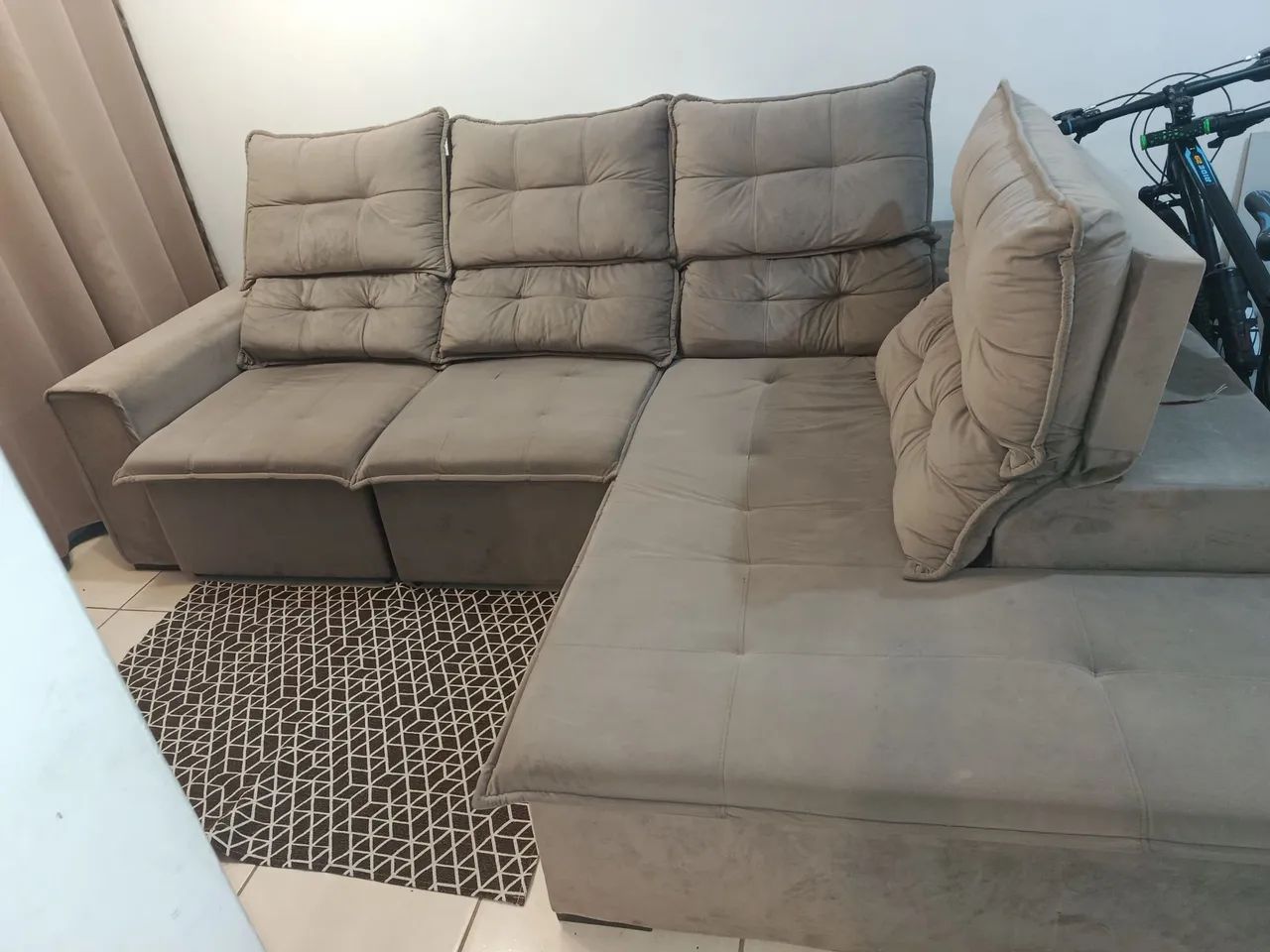 Sogra de canto retrátil 