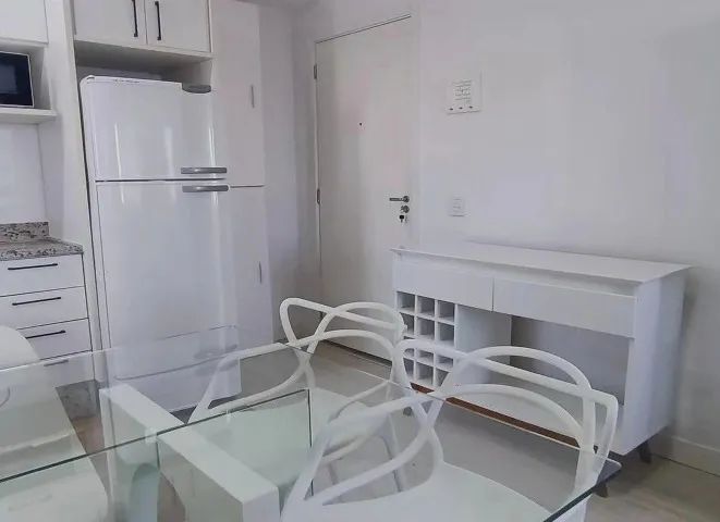 Apartamento ( 2 dormitórios ) , aluguel anual com caução e com mobília.  - Foto 3