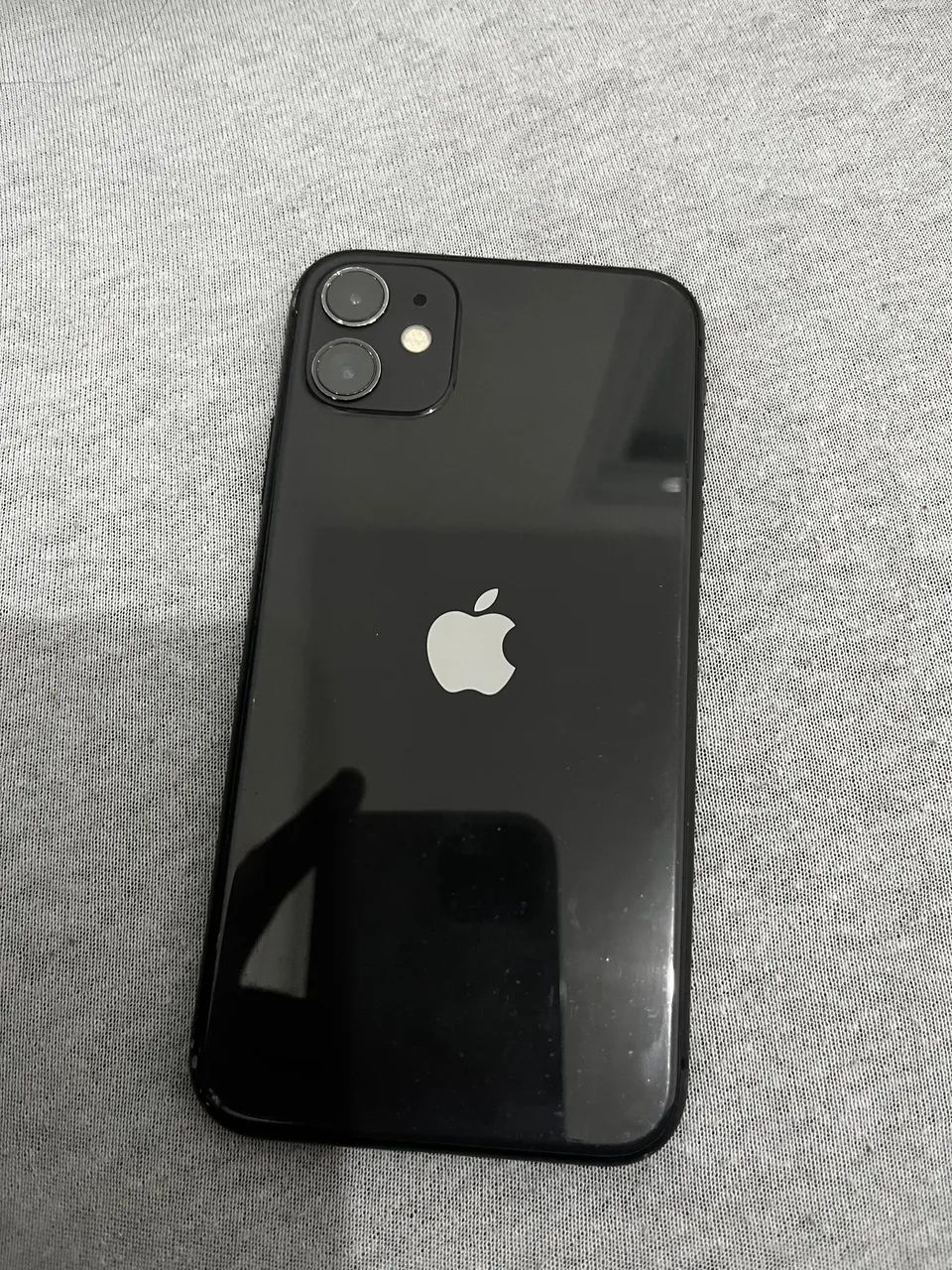 iPhone11 ブラック　64GB Apple iPhone 11 Preto 64GB - Apple iPhone 11 Preto 64GB - Apple