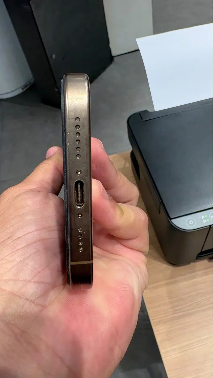 iPhone 16 pro Max  - Foto 2