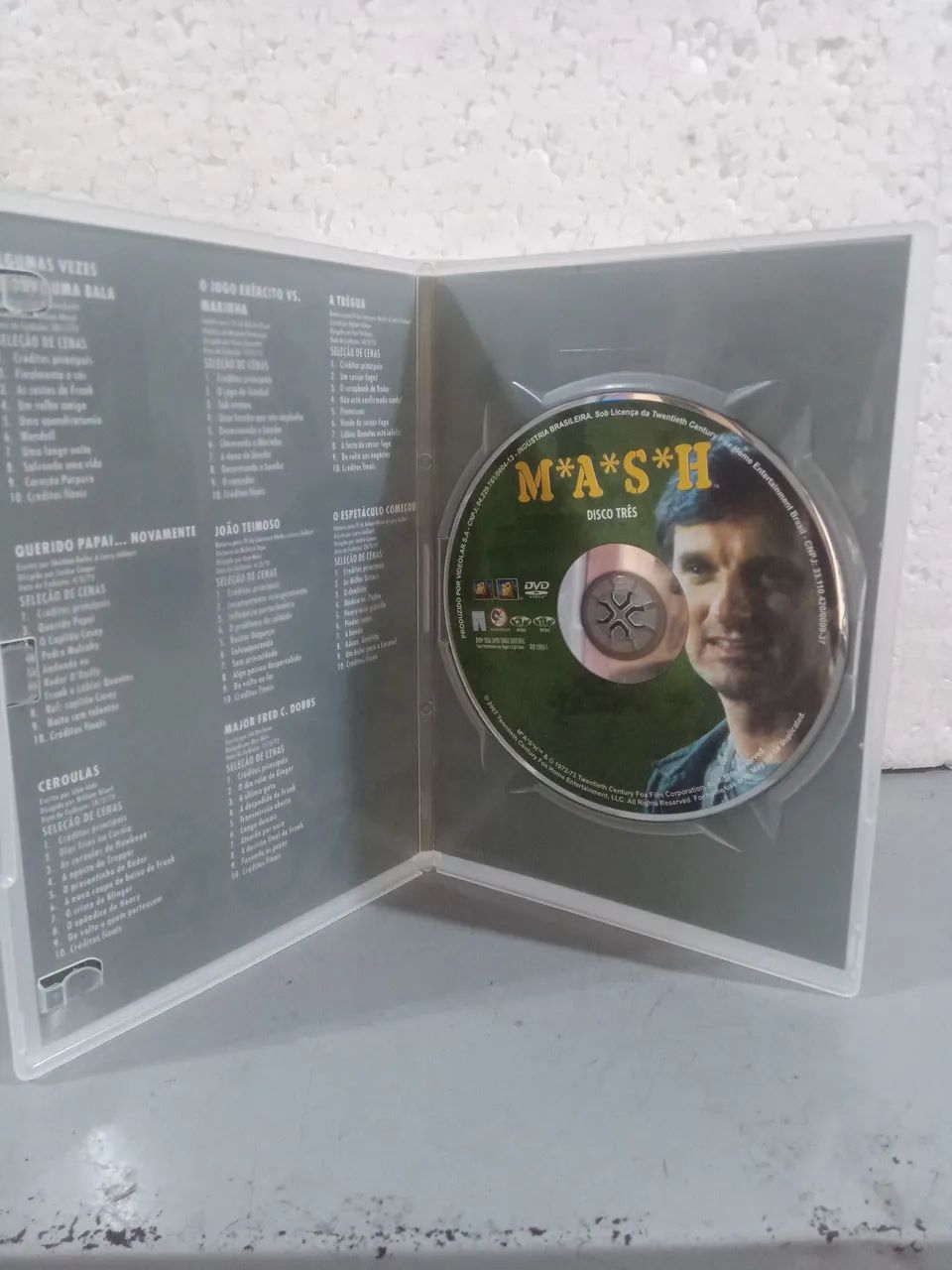 Dvd ? M*A*S*H Primeira temporada completa - DVD, Blu-Ray e Vídeo Dvd ? M*A*S*H Primeira temporada completa - DVD, Blu-Ray e Vídeo