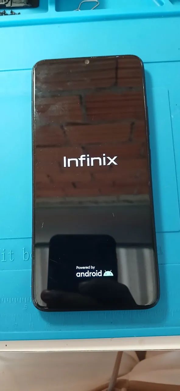 Celular seminovo novo