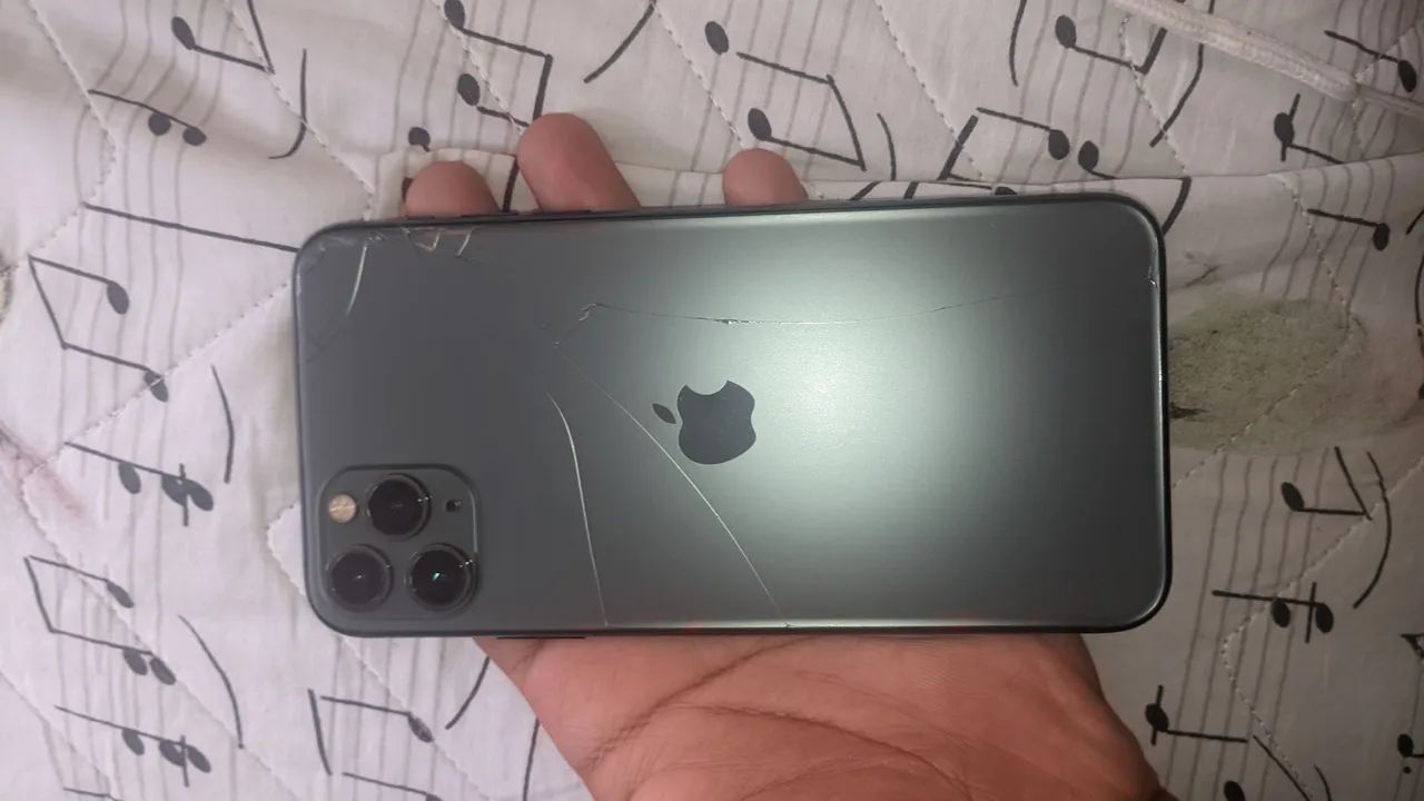 Iphone 11 Pro Max (carcaça)