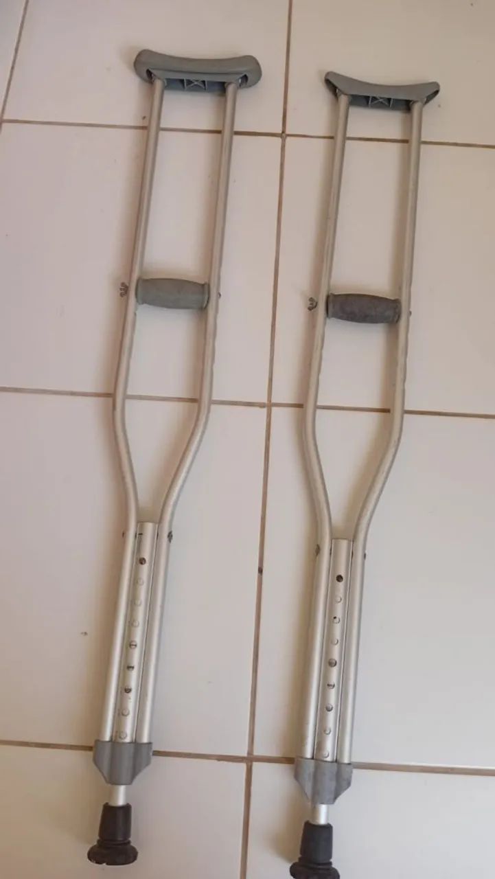 Par de muletas com altura regulável  - Foto 2