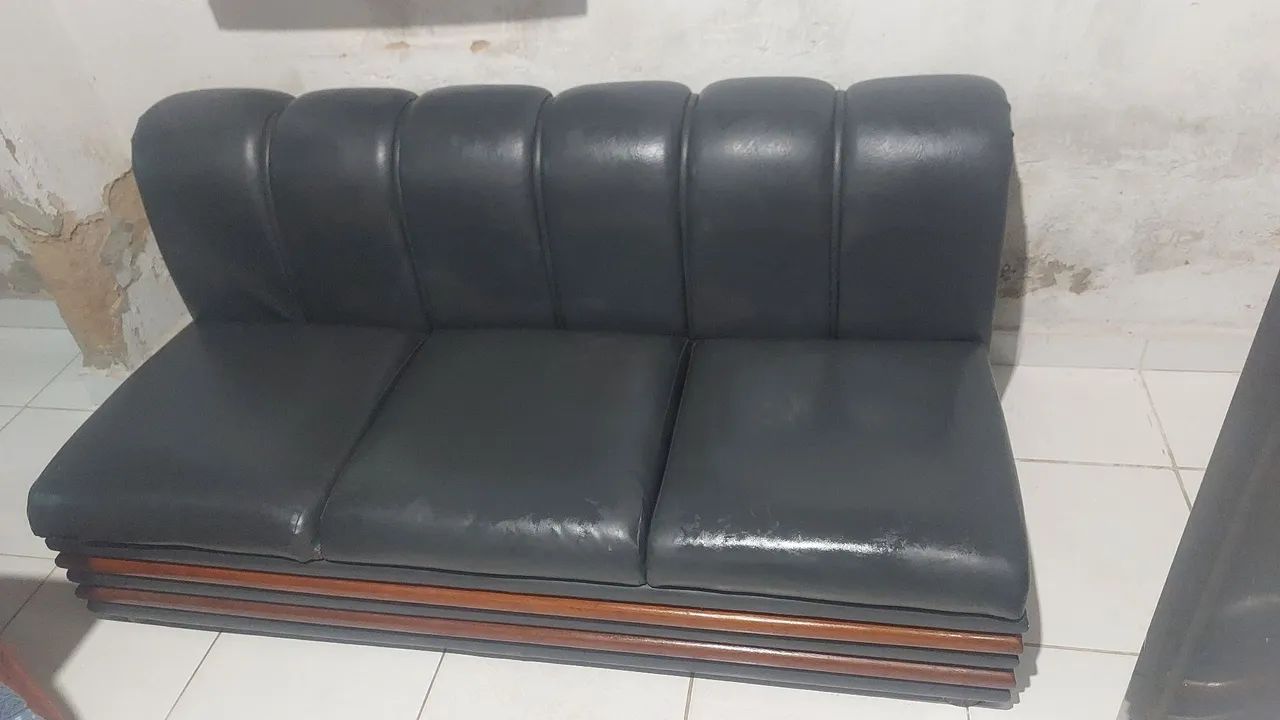 Vendo Sofá 3 Lugares  - Foto 3