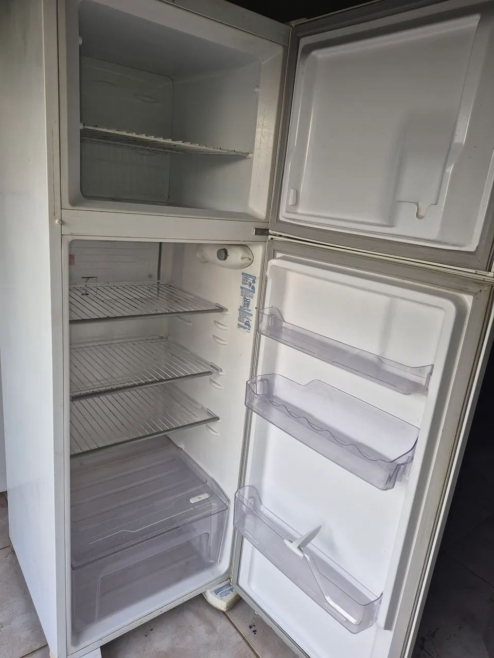 Geladeira Electrolux 370 lt - Foto 4