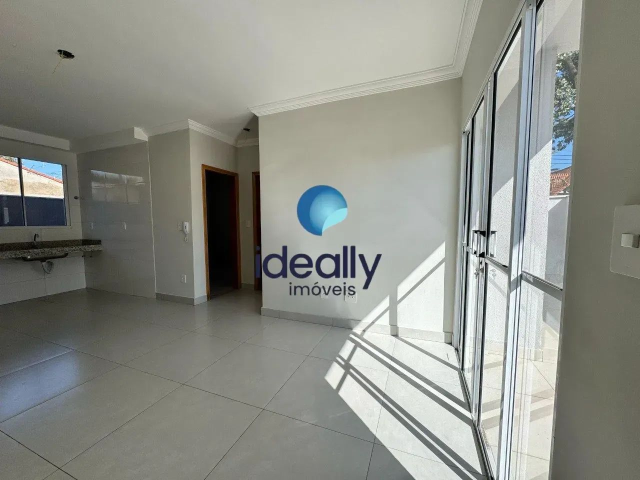 AREA PRIVATIVA NO SANTA MONICA EDIFICIO FERNAX ||