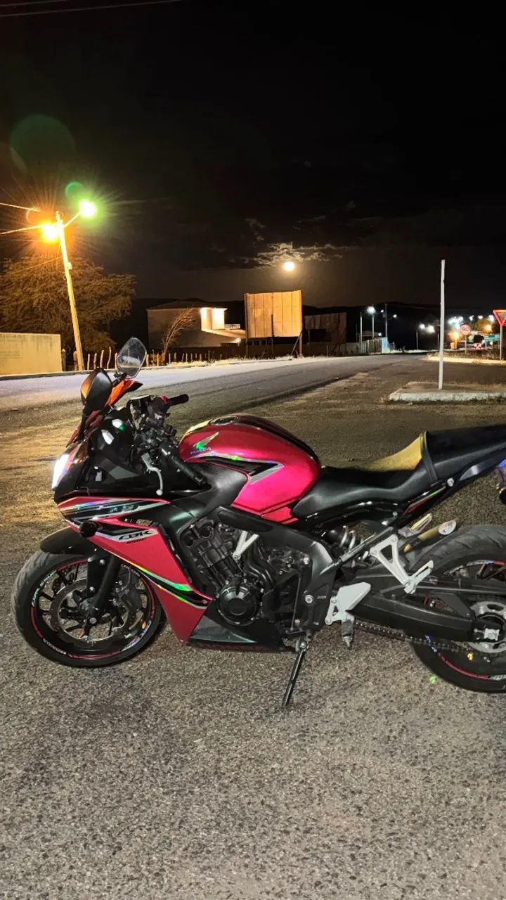Vende-se CBR650F 2019 ABS Rosa - Foto 4