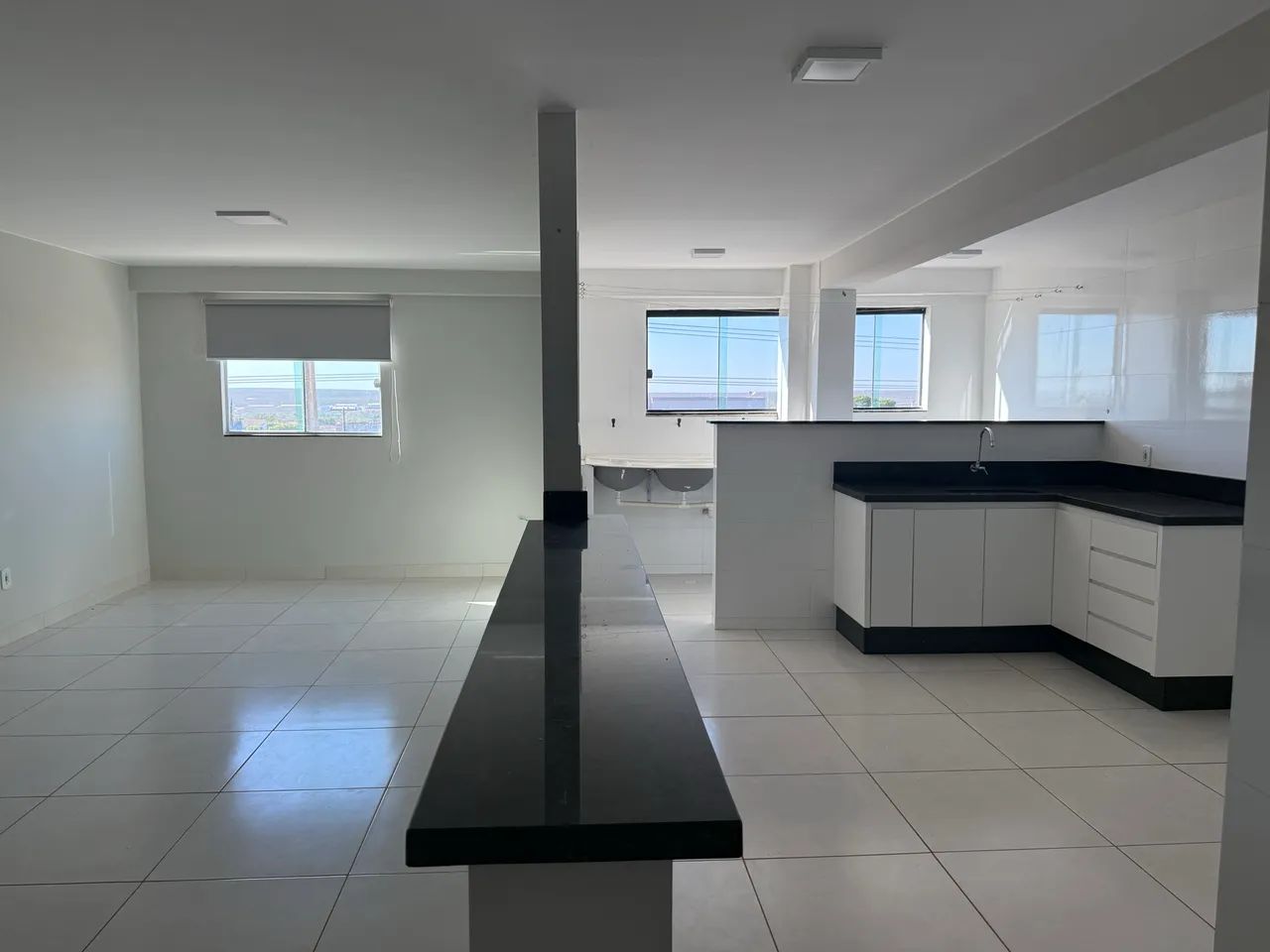 ALUGA-SE APARTAMENTO, Próximo à UniRV e a  IESGO.