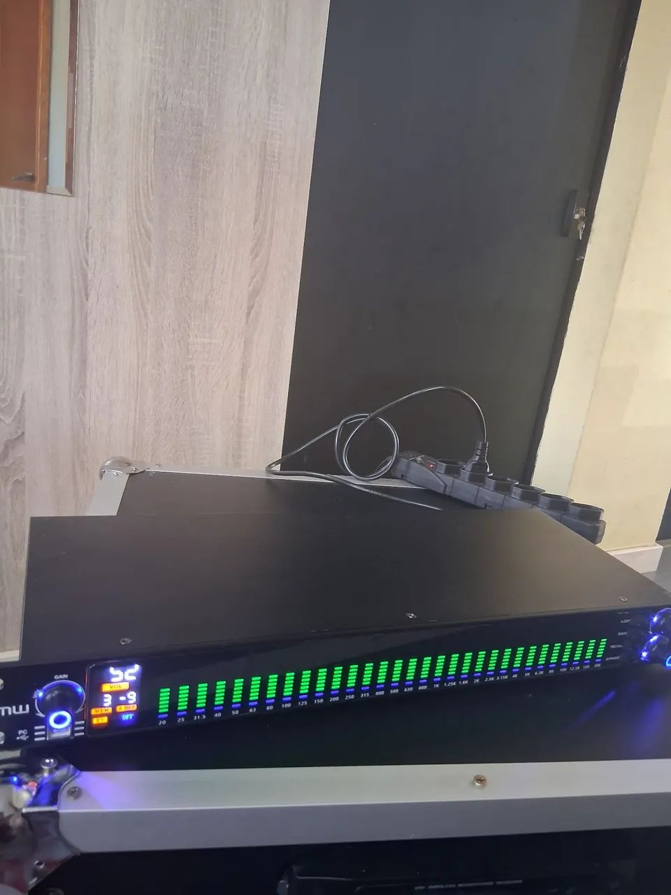 Equalizador Grafico digital,  31 bandas , Led com Gate - Foto 4