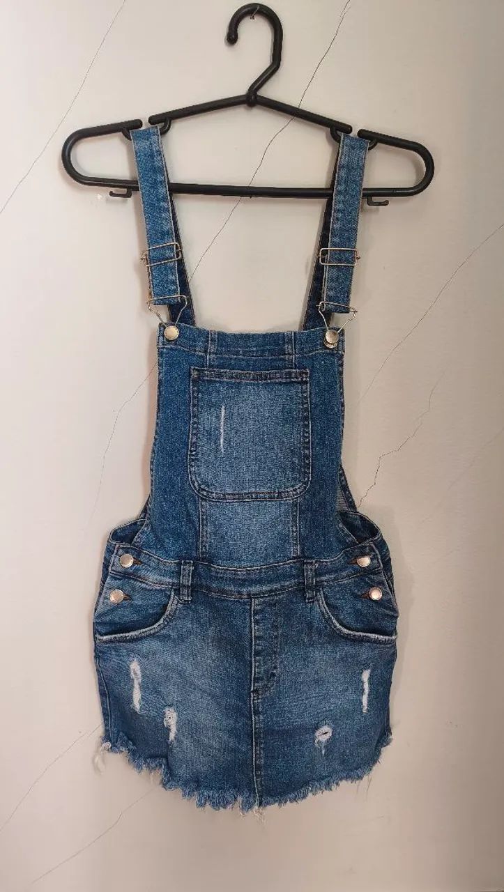 Jardineira jeans