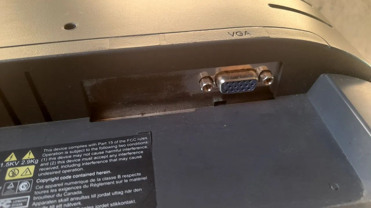 Monitor VGA usado - Foto 3