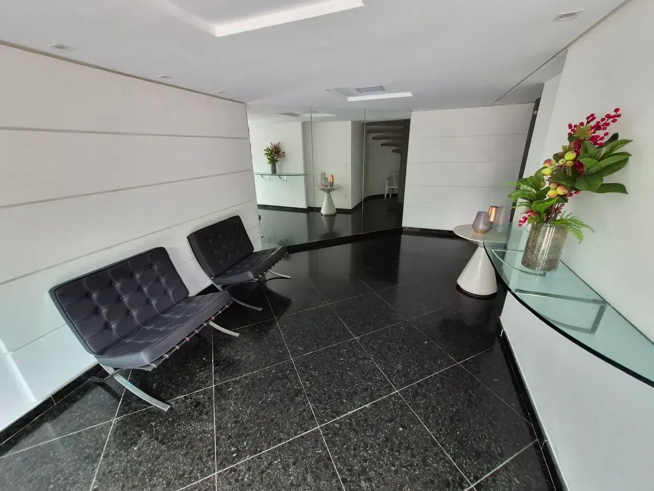 Excelente Apartamento Ampoo no Coração de Boa Viagem - Foto 3
