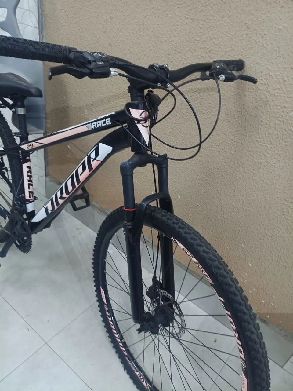 Bicicleta aro 29 com marcha Shimano  - Foto 2
