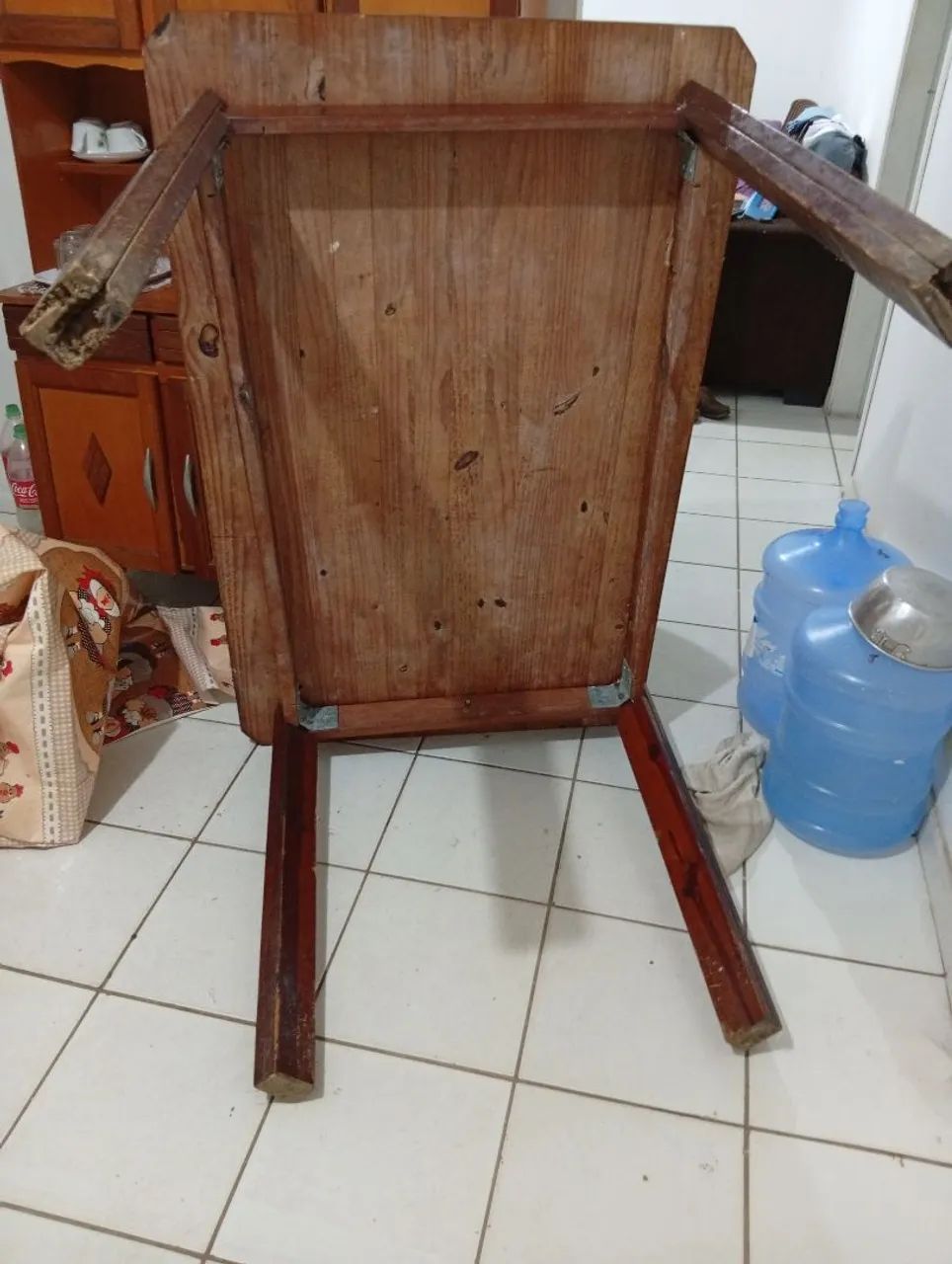 Mesa de Madeira Maciça em bom estado! - Foto 5
