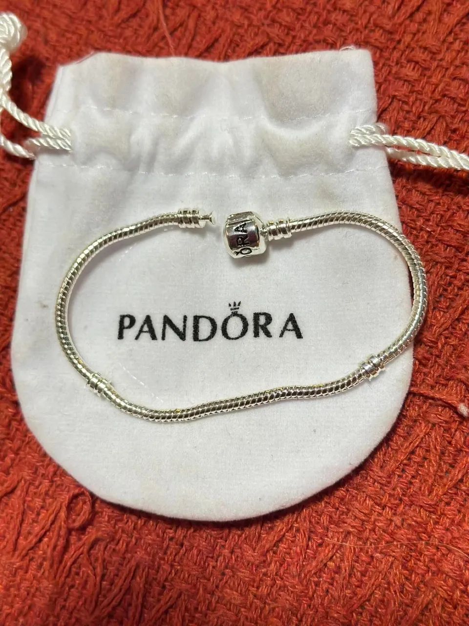  Vendo essa pulseira Pandora em prata 925