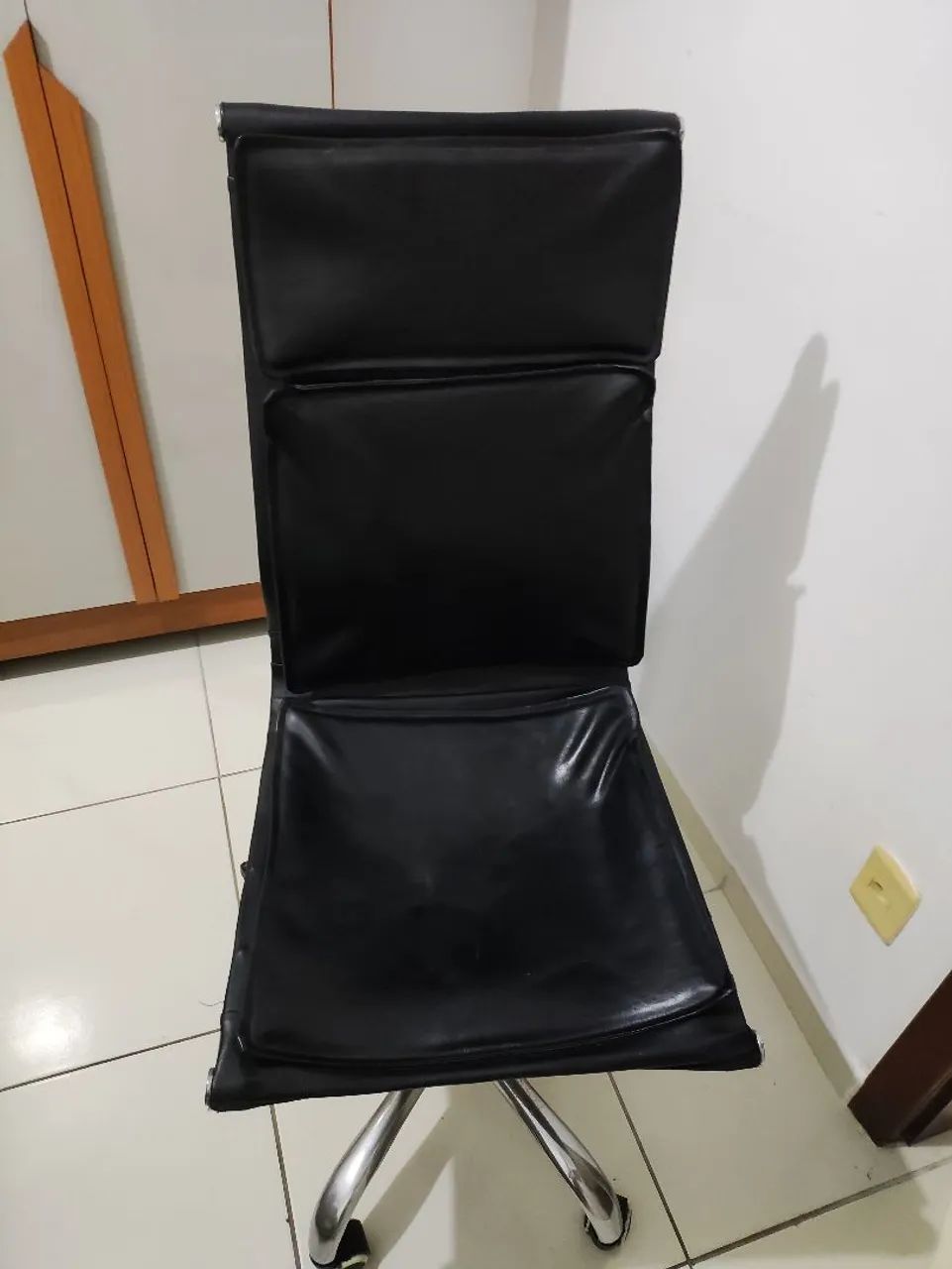 Cadeira de estudo  - Foto 2
